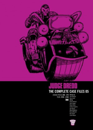 Judge Dredd: The Complete Case Files 05 cover